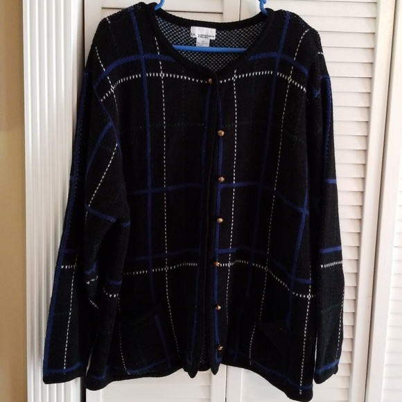 Women's Sweater - Picture 1 of 4